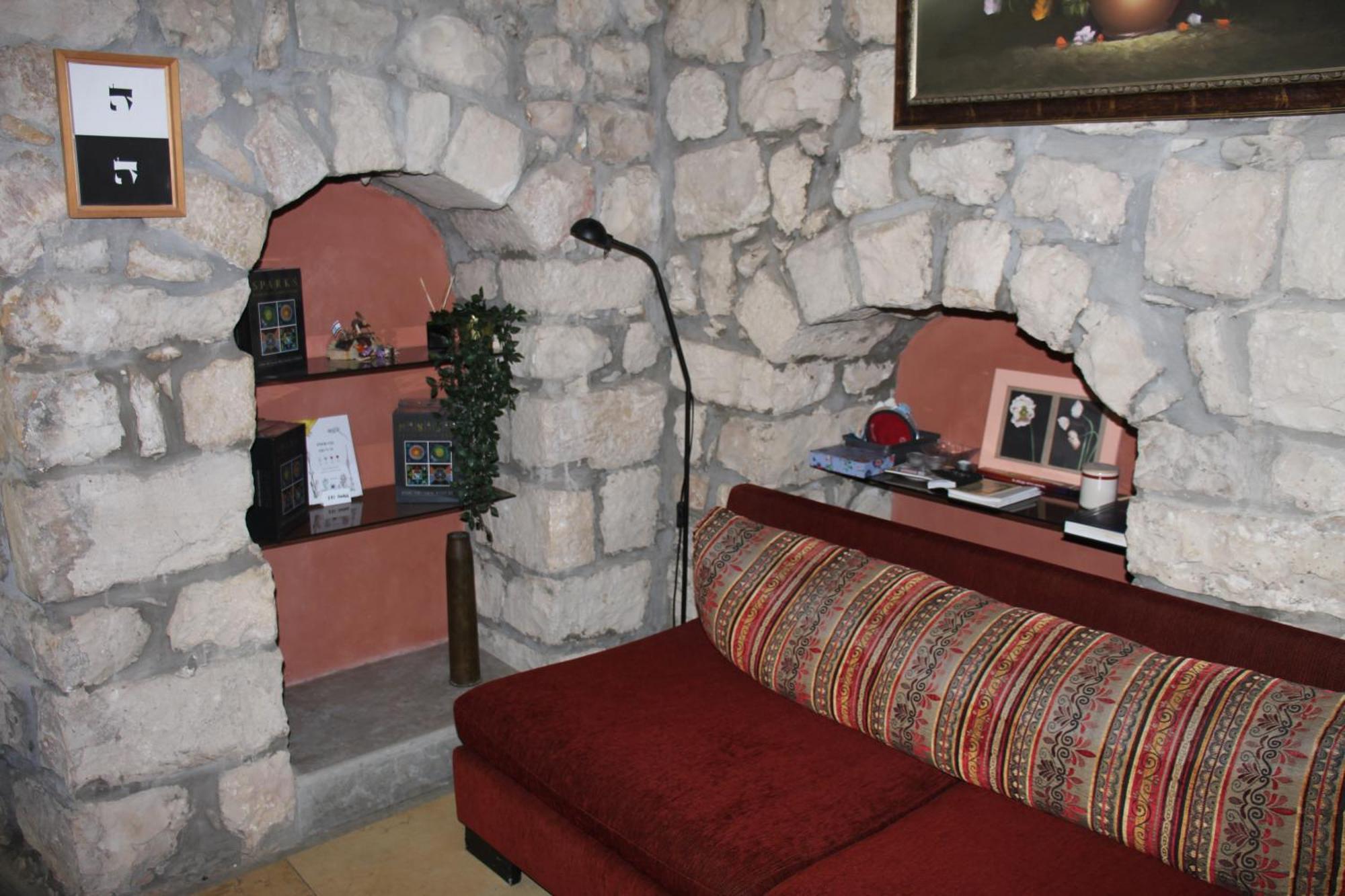 Artists' Colony Inn Zefat Exterior photo