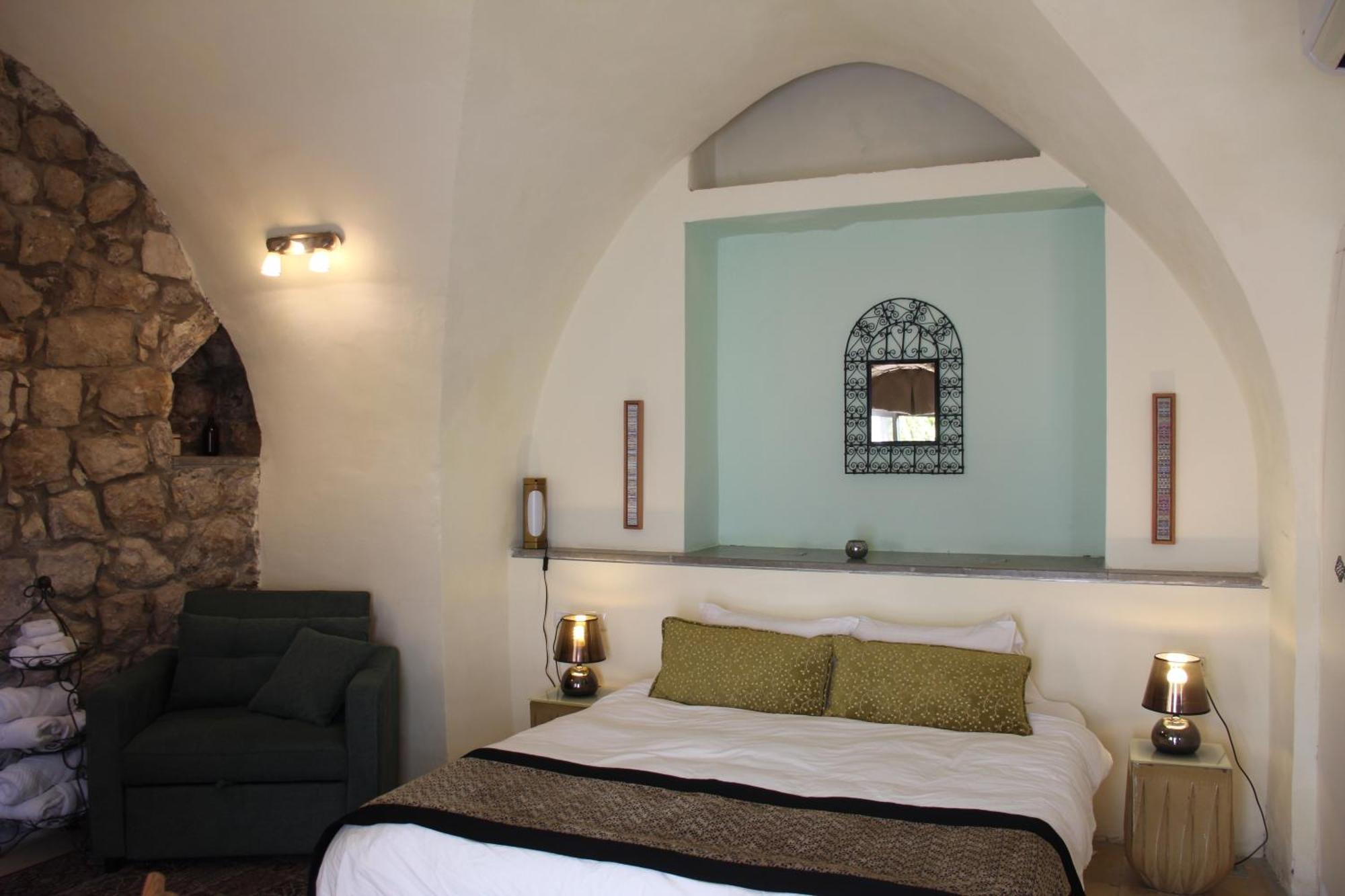 Artists' Colony Inn Zefat Exterior photo
