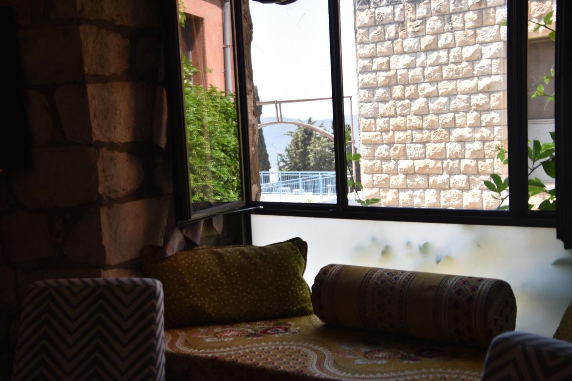 Artists' Colony Inn Zefat Exterior photo